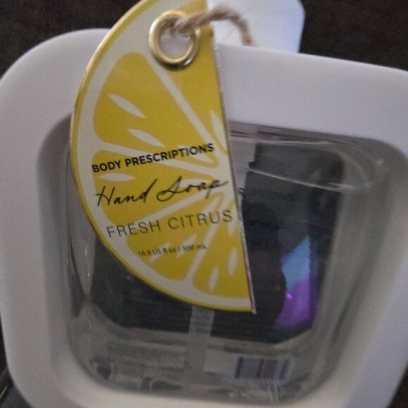 Body Prescriptions Hand Soap Fresh Citrus Scent 16.9 fl oz/500 mL - Picture 4 of 7
